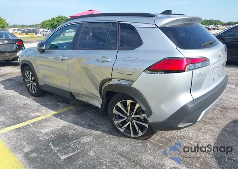 2025 Toyota Corolla Cross Xle from USA, damaged, VIN 7MUEAAAG3SV124841